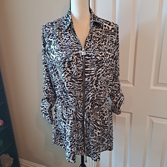 MICHAEL Michael Kors Size 0X B/W Cheetah Print Top with Drawstring Waist - Picture 1 of 12